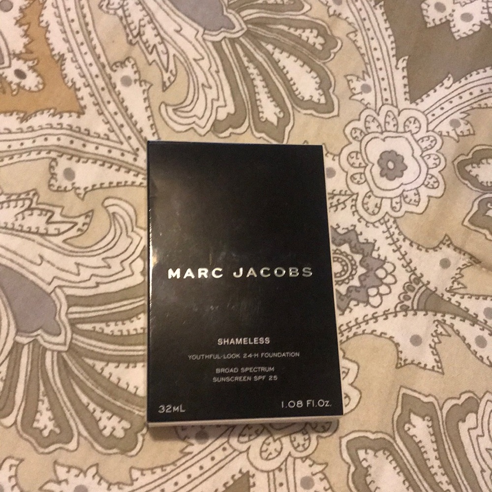 🌸MARC JACOBS FOUNDATION 🌸